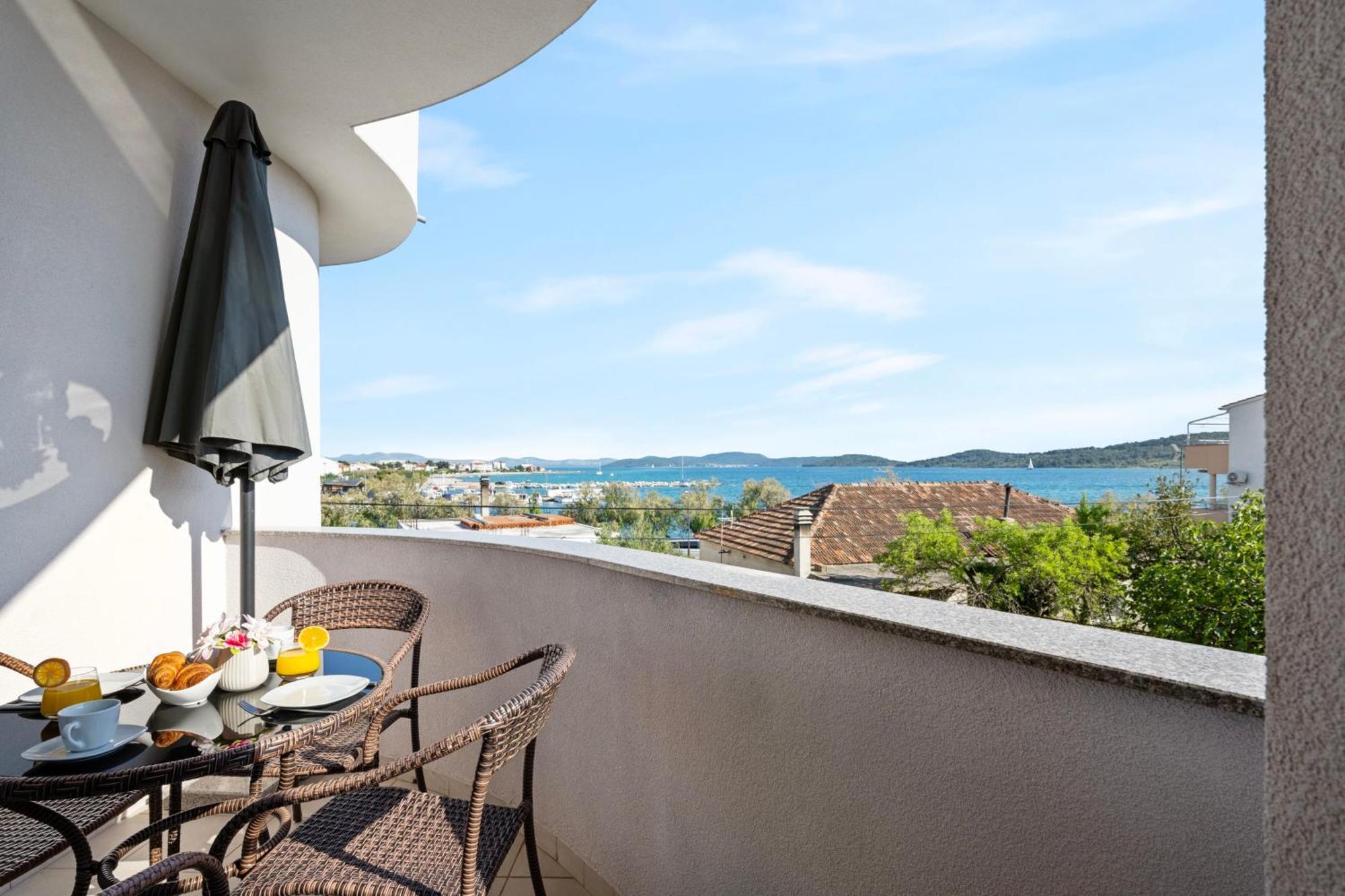 וודיצה Aquarius Apartments - Beachside With Heated Pool מראה חיצוני תמונה