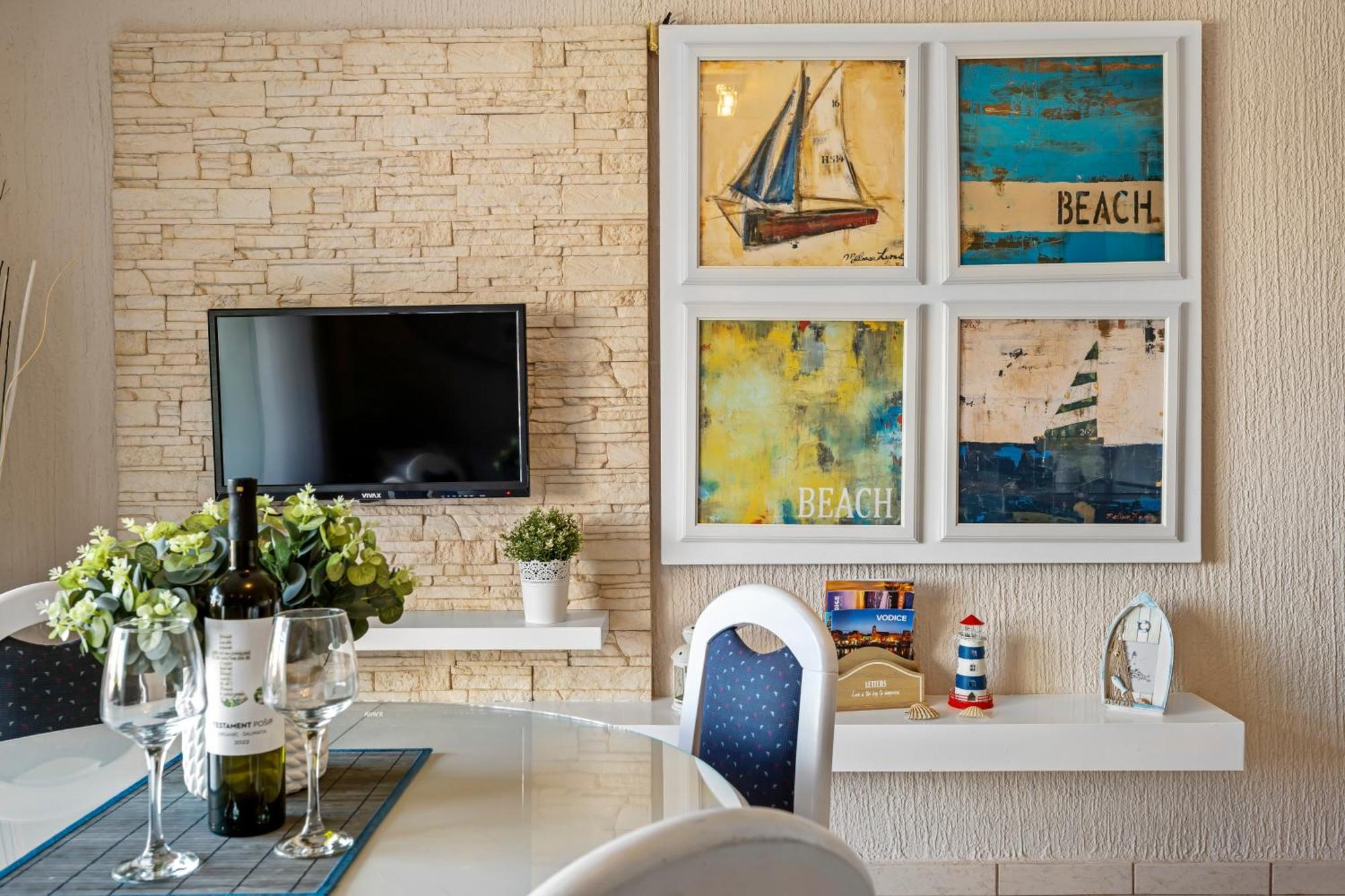 וודיצה Aquarius Apartments - Beachside With Heated Pool מראה חיצוני תמונה