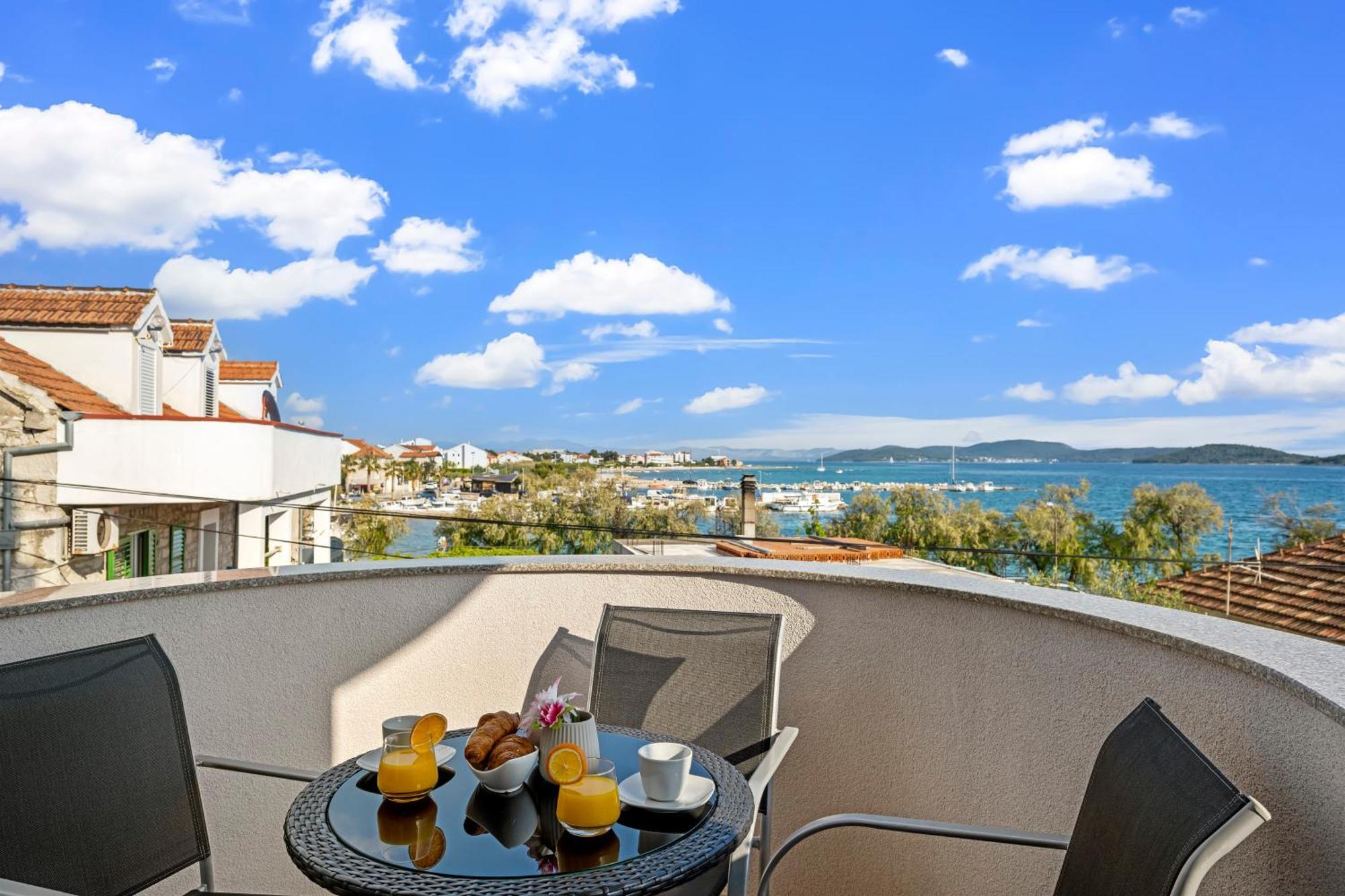 וודיצה Aquarius Apartments - Beachside With Heated Pool מראה חיצוני תמונה