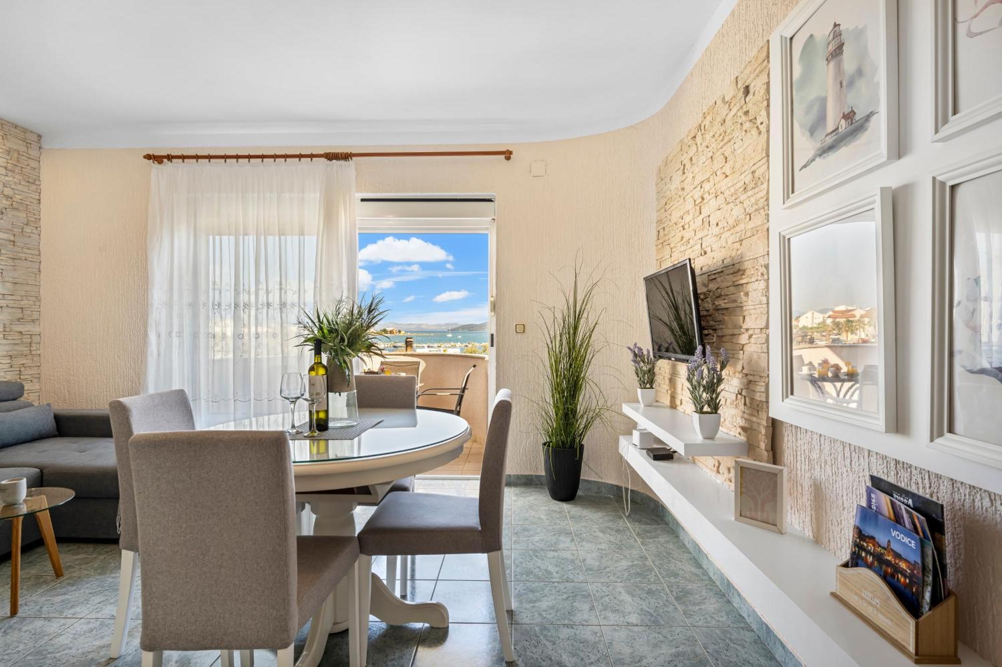 וודיצה Aquarius Apartments - Beachside With Heated Pool חדר תמונה