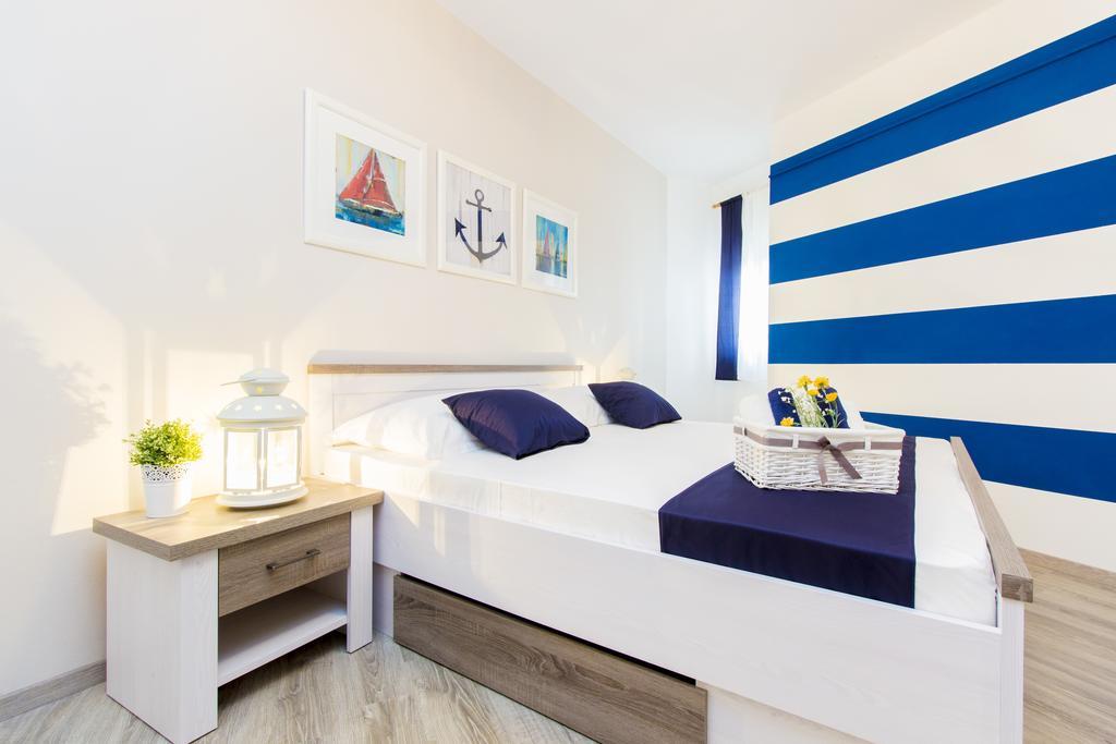 וודיצה Aquarius Apartments - Beachside With Heated Pool מראה חיצוני תמונה